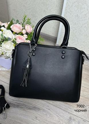 Красивая классическая черная женская сумка