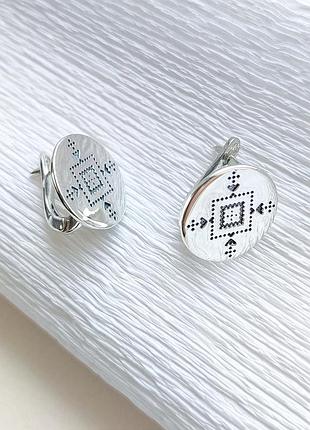 Серебряные серьги вышиванка