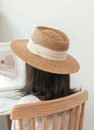 Жіночий солом’яний капелюх (з чорною стрічкою)