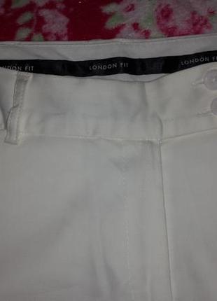 Белые классические короткие брюки/бриджи3 фото