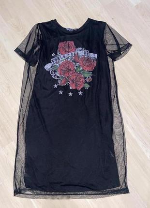 Черное  платье на размер xs - s.