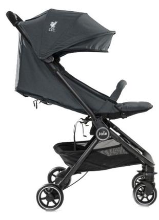Прогулочная коляска joie pact flex liverpool fc black liverbird, черный (s1601cblfc000)