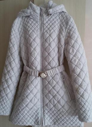 Стеганое пальтишко