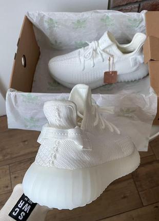 Женские кроссовки adidas yeezy boost 350 white#адидас10 фото