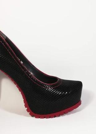 Крутейшие туфельки на шпильке