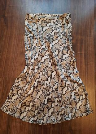 Меди спидека в змеиный принт