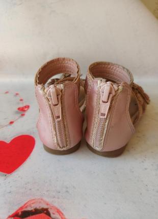 Босоніжки 3