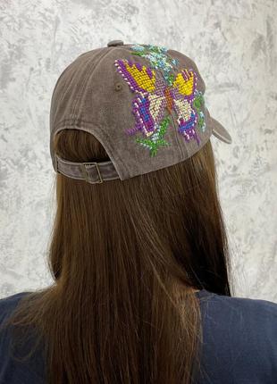 Вышитая вручную женская кепка бейсболка кофейного цвета8 фото