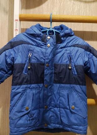 Курточка hust