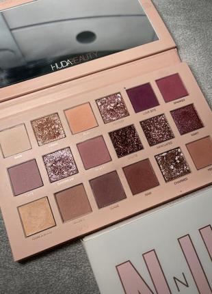 Тени huda beauty