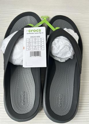 Вьетнамки, шлепанцы crocs swiftwater wave flip4 фото