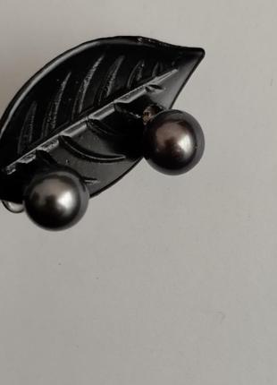 Сережки пусети срібні з чорною перлиною жемчуг  природньою3 фото