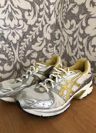 Кроссовки женские asics1 фото