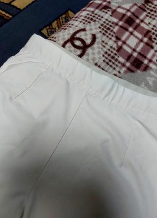 Белоснежные легкие шорты nike dri fit р xs-s6 фото