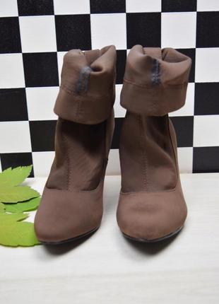 Коричневые ботинки сапоги текстиль стильные3 фото
