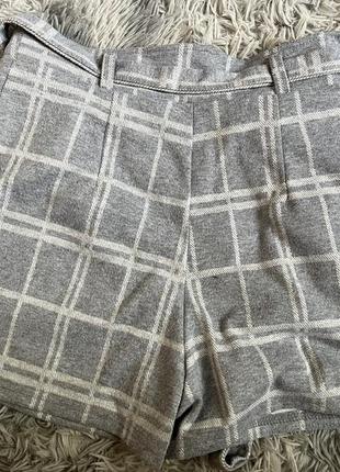 Жіночі шорти з кишенями3 фото