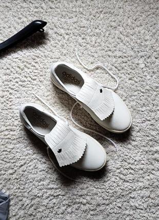 Кросівки в колекцію adidas vintage