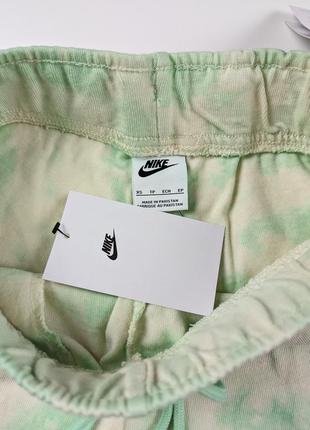 Жіночі шорти nike washed5 фото