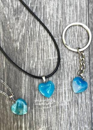 Подарунок дівчині - кулон блакитний агат натуральний камінь у формі міні сердечка на ланцюжку в коробочці8 фото