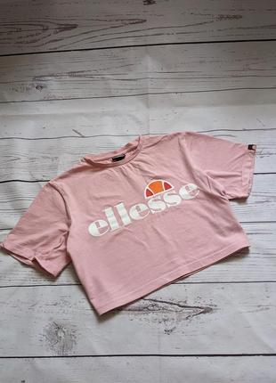 Розовая футболка от ellesse