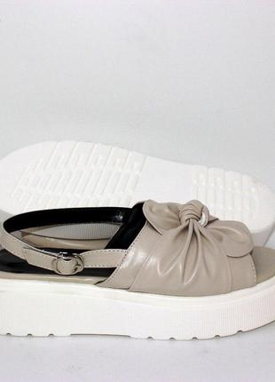 Модные женские бежевые босоножки на платформе/литняя обувь/пов4 фото
