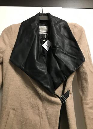 Модное пальто на запах2 фото