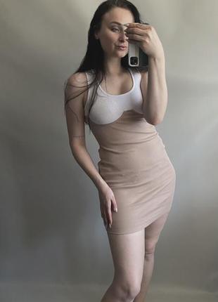 Сукня плаття