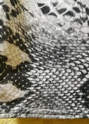 Мини юбка в змеиный принт от atmosphere3 фото