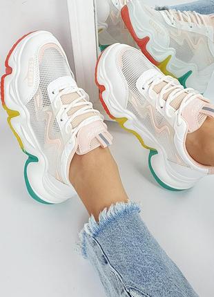 Кроссовки денские легенькие  сеточка белые