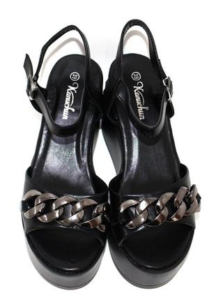 Модные женские черные босоножки на высокой платформе/декоративная цепь/обувь на лето4 фото
