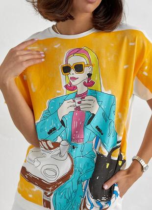 Женская футболка с принтом девушка с кофе.4 фото