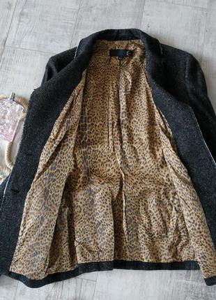 Буклированый теплый меланжевый блейзер пиджак от just cavalli italy с леопардовым принтом4 фото