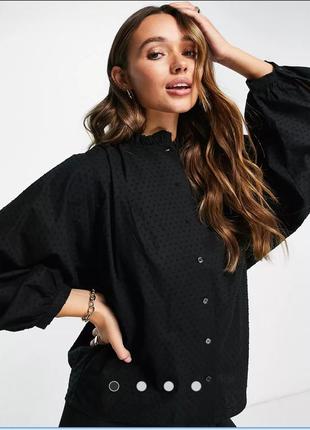 Черная блузка рубашка свободного кроя с объемными рукавами