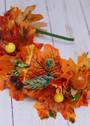 Яскравий осінній обруч обідок з листям і гарбузами4 фото