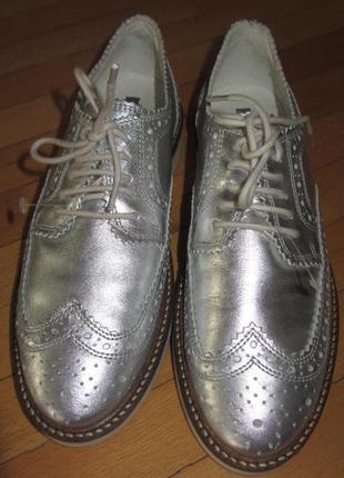 Кожаные туфли kiomi серебро1 фото