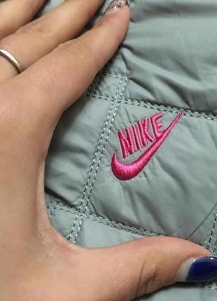 Осенняя-весенняя куртка nike5 фото