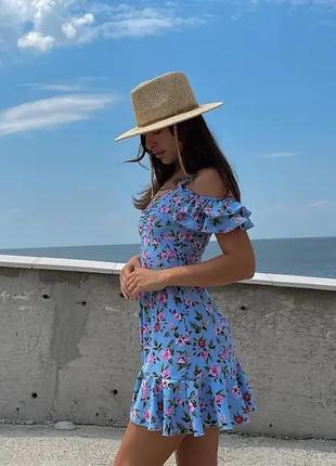 Невероятно легкое и нежное платье с цветочным принтом3 фото