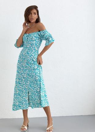 Женское длинное бирюзовое летнее платье на пуговицах и с открытыми плечами7 фото