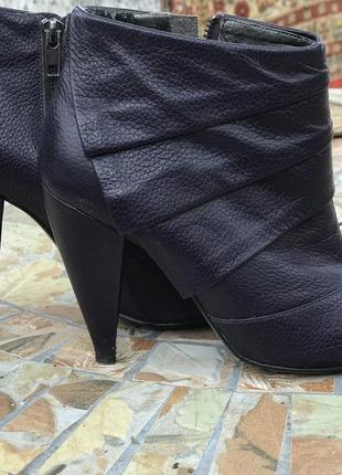 Стильные ботинки женские кожаные размер 35,51 фото