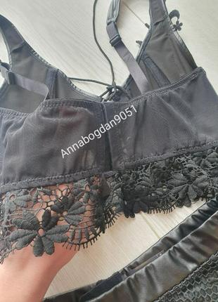 Комплект набір бюст трусики стрінги з відкритим доступом бюстьє пеньюар рольові ігри корсе...