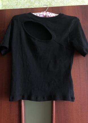 Жіноча блузка trendyol, чорна футболка з вирізом, чорна кофта з вірізом, топ чорний, топ з вирізом9 фото