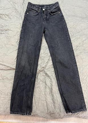 Черные джинсовые брюки tokonikomu