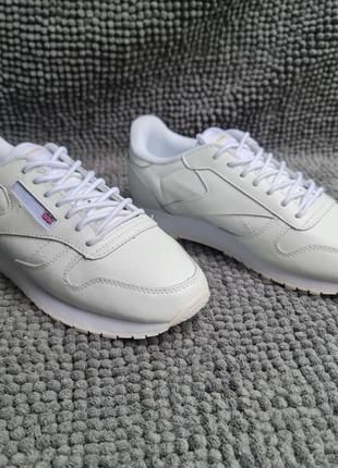 Мужские белые кроссовки reebok (нат. кожа) classic leather 36,40,44,45р. reebock-12 фото