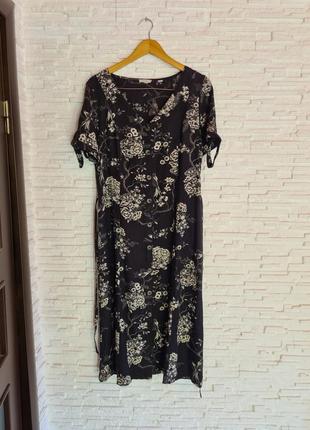 Красивое миди платье fat face