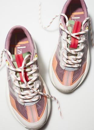 Яркие кроссовки zara р.30