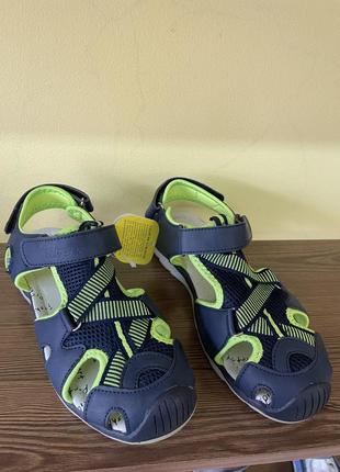 Сандалии
