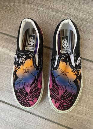 Літні туфлі кеди