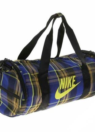 Стиль сумка бочонок nike raceday md duffel plaid2 фото