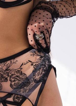Прозорий комплект жіночої білизни з вишивкою квітами з поясом s чорний (0004/1)3 фото