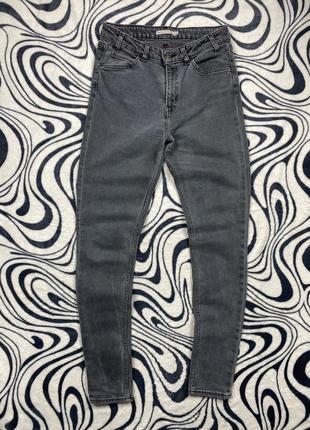 Женские джинсы levis